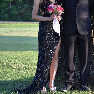 Sherri Hill black Gown